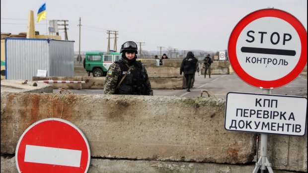 Военное положение в Украине: сколько россиян не пустили в страну