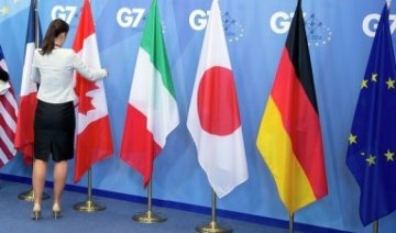 Перед открытием саммита G7 Обама позавтракал с Меркель