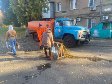 Підвезення води в Одесі