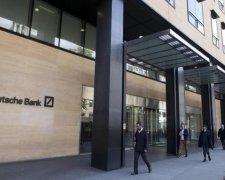 Найбільший банк Німеччини пригрозив розірвати відносини з Росією