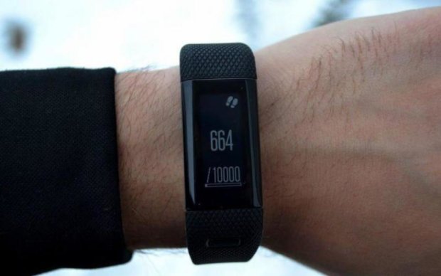 Fitbit Charge 3: вбивця браслета Xiaomi з можливостями розумного годинника