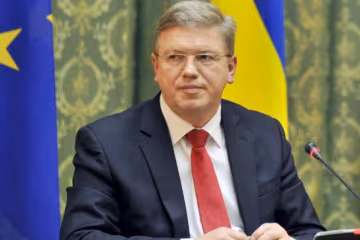  Порошенко и Яценюку нужно «зеркало реформ» в Брюсселе