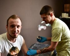 Введи улюблену під шкіру, носи її з собою завжди
