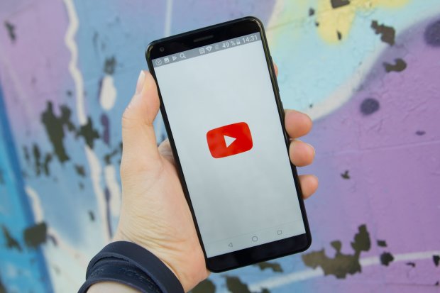 Youtube объявил войну теориям заговора: свобода слова в разумных пределах