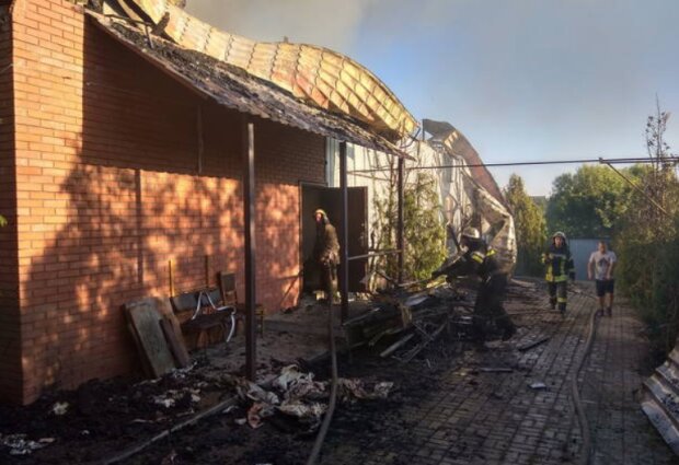 Пожар в Харькове швейный цех, фото status quo