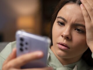 Блокировка рекламы на смартфоне, скриншот: YouTube