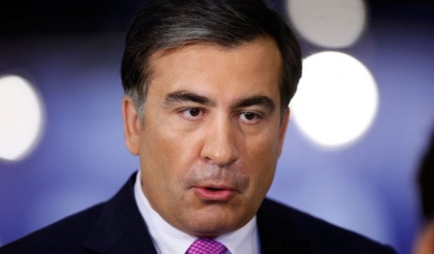 Саакашвили показательно уволил своего советника за махинации (видео)