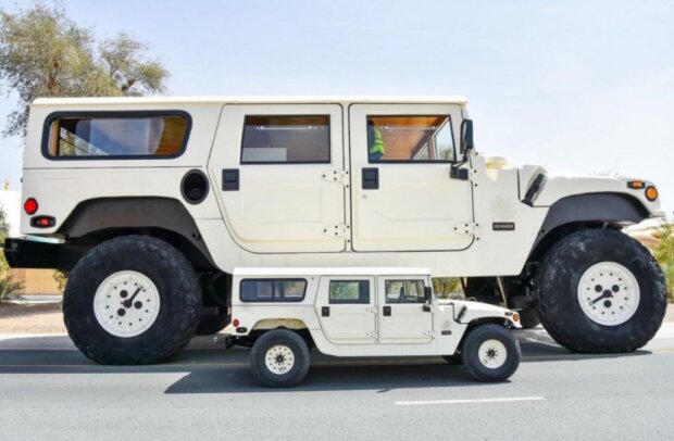 Шейх побудував собі найбільший у світі Hummer H1. Фото скріншот Facebook