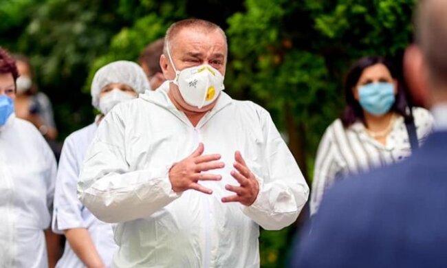 Хворого на коронавірус львівського лікаря атакував діабет, мучився 25 днів: "Не кажіть доньці"