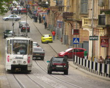 Львовский шумахер устроил кровавый боулинг на пешеходном переходе: шансов не было