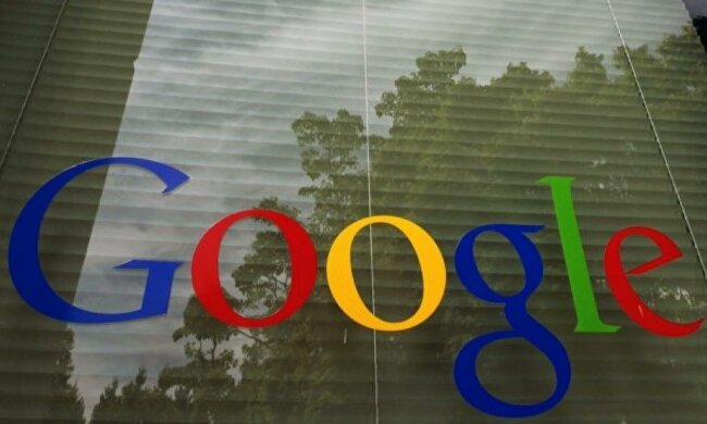 Google научилась восстанавливать поврежденные фото