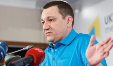 Депутат запропонував Савченко отримати паспорт ДНР