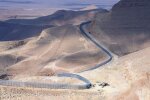 Израиль отгораживается от боевиков 30-километровым забором