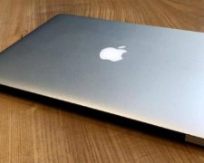 Секретный MacBook от Apple засветился в сети