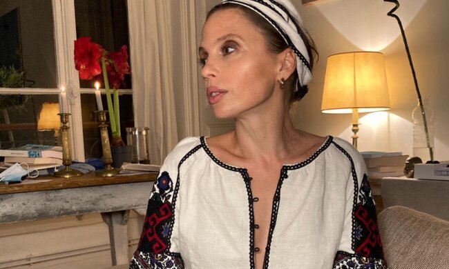 Ирена Карпа надела вышиванку и согрела теплом воспоминаний: "Коляды, кутья и рип-рип сапогами по снегу"