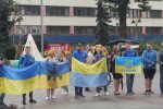 Розлючені франківчани обклали Зеленського червоними прапорцями: "Не можна переступати"