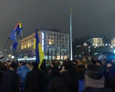 На вшануванні Небесної сотні освистали Порошенка і зірвали концерт