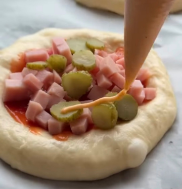 Школьная пицца: фото скрин рецепта