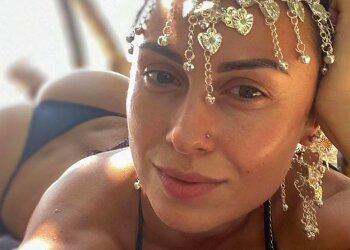 DJ NANA, instagram.com/anastasia_domination/