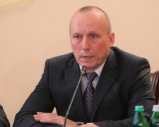 Краще пізно, ніж ніколи: нардепа Бакуліна оголосили у розшук