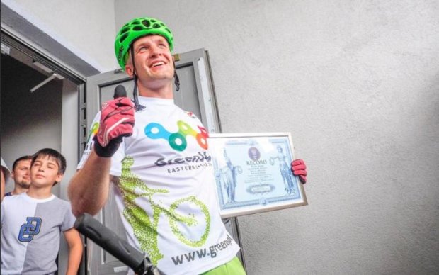 Підкорив хмарочос: рекордсмен Гіннеса встановив новий рекорд в Україні