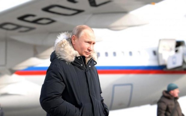 Путин поплакался, как его "заставили" украсть Крым