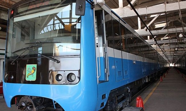 Харківський метрополітен презентував нові вагони (фото)