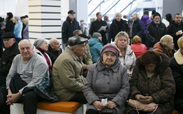 Боль и нищету украинских пенсионеров показали одним фото 