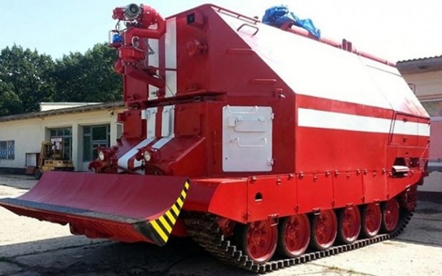 Во Львове создали уникальный пожарный танк