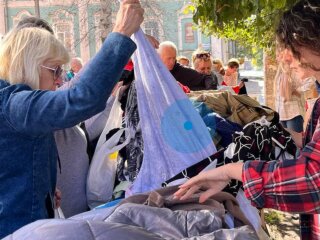 Допомога переселенцям. Фото: caritas.poltava.ua