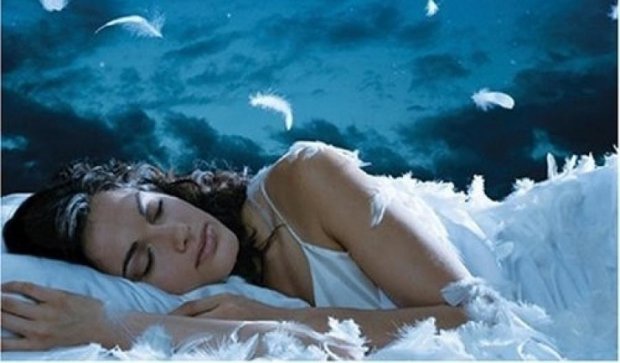 Найефективнішими ліками від зморшок визнаний нічний сон