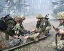 Доба під шквальним вогнем: воїни зазнали втрат на Донбасі