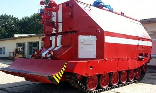 У Львові створили унікальний пожежний танк
