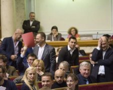 Заткнути рота українцям: купка депутатів не змогла провернути сценарій Путіна у нас