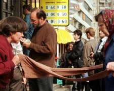 Крах гривні і безробіття: Україні загрожує повторення 2008-го