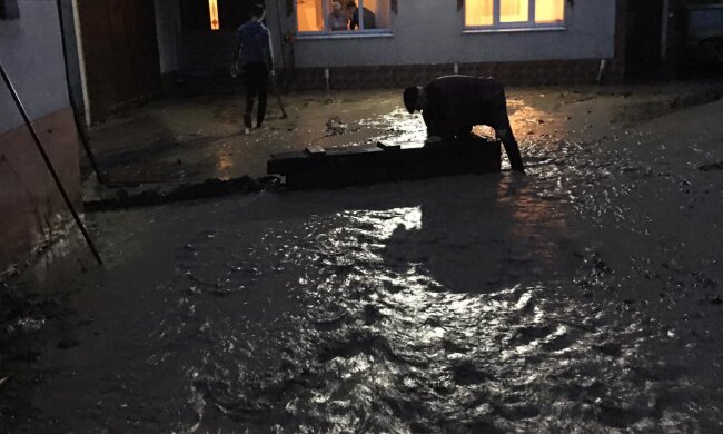 наводнения на Западе Украины, фото Mukachevo.net