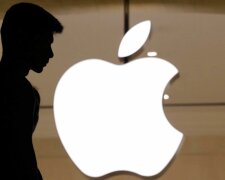 Украинцы дерзко ответили за "российский Крым" Apple: "Нам пох*й"