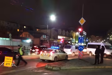 Під Києвом п'яний коп уявив себе Шумахером і зніс двох пішоходів на "зебрі", дикі кадри