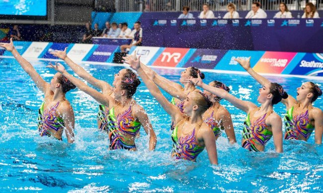 Украинские синхронистки завоевали два золота на соревнованиях в Греции