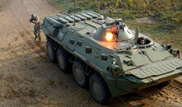 Курсантів випробовують у реалістичних навчаннях на полігоні (фото)