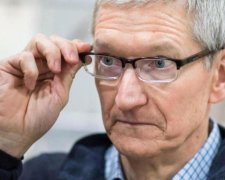 Apple взломал школьник