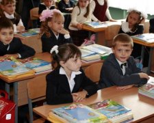 Грошей немає: Гройсман вирішив заощадити на дітях