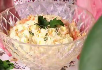 Намазка на хлеб, кадр с видео