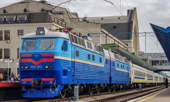 "Укрзализныця" изменила расписание поезда "четырех столиц": на заметку заробитчанам и путешественникам