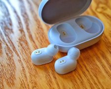 Mi AirDots: беспроводные убийцы AirPods за $29 от Xiaomi