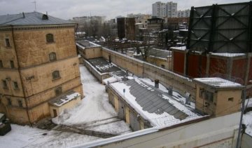 З катівень Кремля випустили росіянку, що попередила грузинів