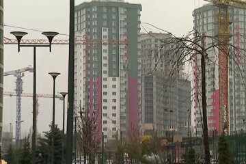 Новобудова, кадр з відео