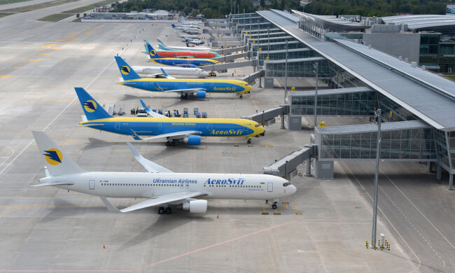 Наліталися: в аеропорту "Київ" скасували всі рейси, що потрібно знати