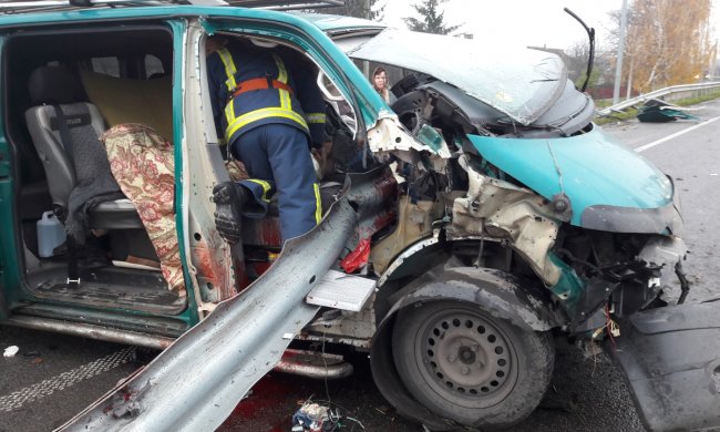 Скандальный депутат разбился в ДТП посреди Киева: подробности и фото