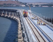 Окупанти демонтують скандальний міст у Керченській протоці: розберуть на частини